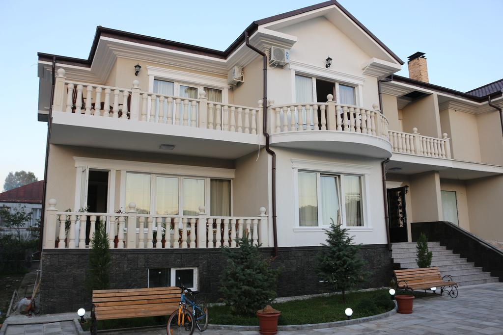 Guest House Sofia コブレチ エクステリア 写真