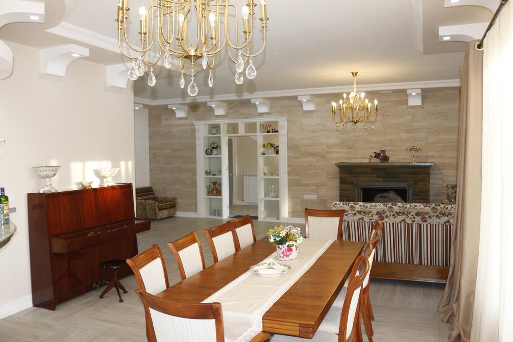 Guest House Sofia コブレチ エクステリア 写真